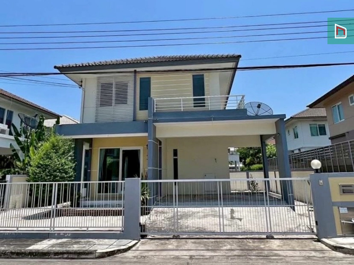 For SaleHouseSamut Prakan,Samrong : Single house, Prueklada Bangna, 3 bedrooms, 2 bathrooms, 50.10 sq m, 3.15 million, empty house, complete project utilities. Quiet, safe, close to the airport