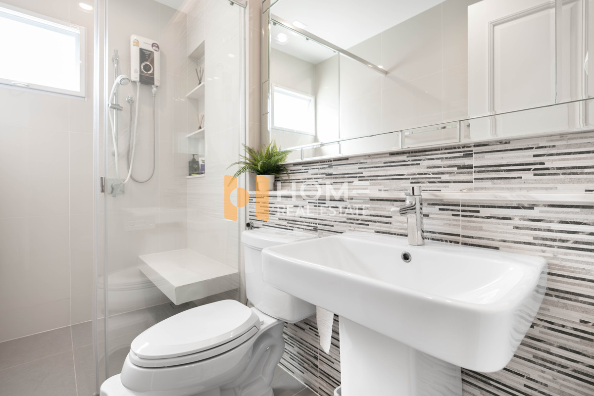 ขายบ้านวิภาวดี ดอนเมือง หลักสี่ : ลด 2 ล้าน! คุ้มยิ่งกว่าคุ้ม🔥 นันทวัน รามอินทรา - พหลโยธิน 50 / 4 ห้องนอน (ขาย), Nantawan Ramintra - Paholyothin 50 / 4 Bedrooms (FOR SALE) TAN880