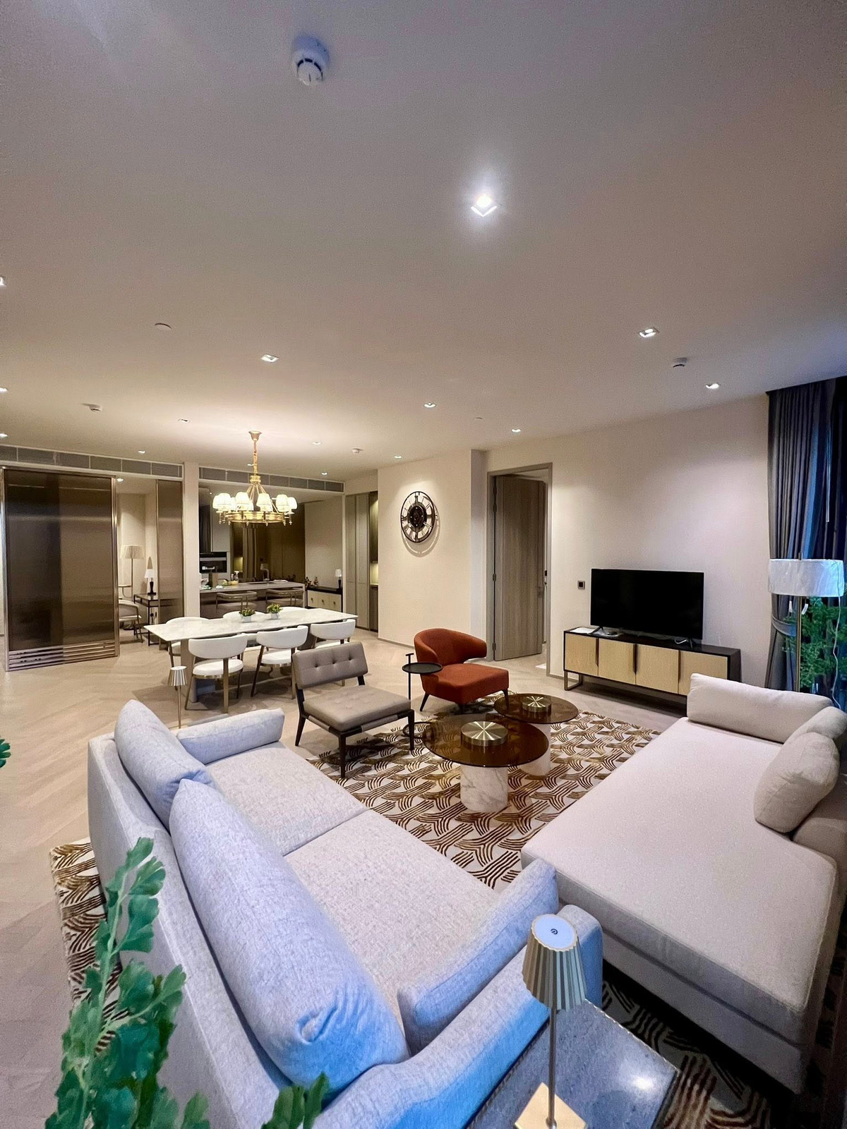 For SaleCondoSathorn, Narathiwat : The Reserve Sathorn / 2 Bedrooms (FOR SALE), The Reserve Sathorn / 2 Bedrooms (For Sale) PT012