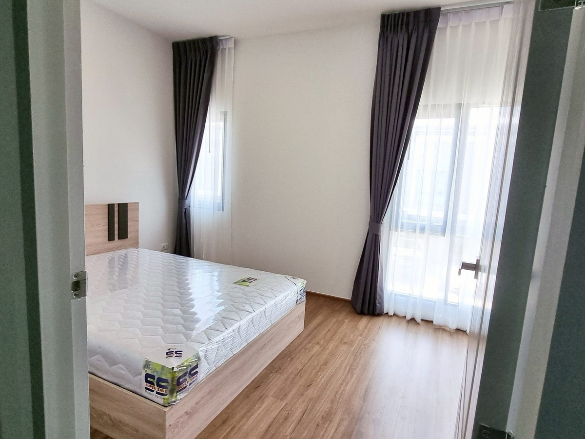 For RentTownhomePathum Thani,Rangsit, Thammasat : Townhouse for rent 🔥 Grande Pleno Phahol-Vibhavadi 🔥 3 bedrooms, 2 bathrooms, fully furnished and equipped with appliances. Close to Bangkok University.