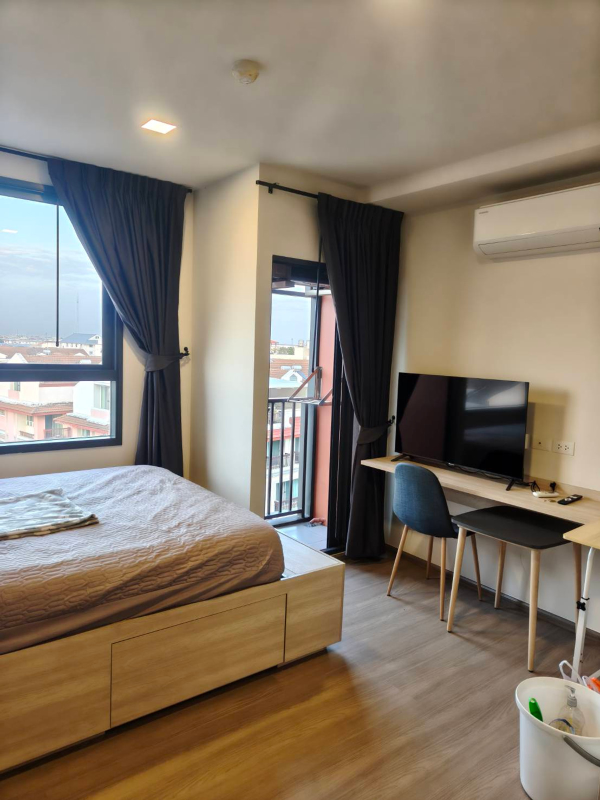 ให้เช่าคอนโดบางนา แบริ่ง ลาซาล : ปล่อยเช่าด่วน! The Muve Bangna ห้องสวย ชั้นสูง แต่งครบ พร้อมเข้าอยู่ทันที! คอนโด Low Rise สุดฮิตจาก Sansiri ทำเลดีมาก เข้าซอยเพียง 450 เมตรจากถนนบางนา-ตราด เดินทางสะดวก สิ่งอำนวยความสะดวกครบครันในราคาสุดคุ้ม