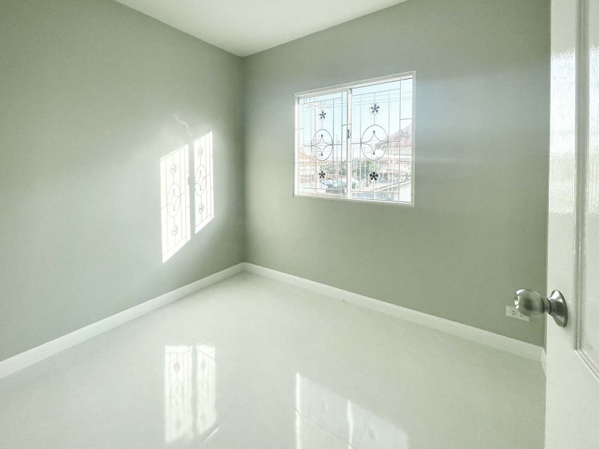 For SaleTownhomePathum Thani,Rangsit, Thammasat : Townhome for Sale Pruksa Ville 46/1 Rangsit Klong 3, 3 beds 2 baths 19 Sqw new renovation Near Rangsit-Nakhon Nayok Khlong Luang Kanchanaphisek Vibhavadi Tollway : KT26S-002