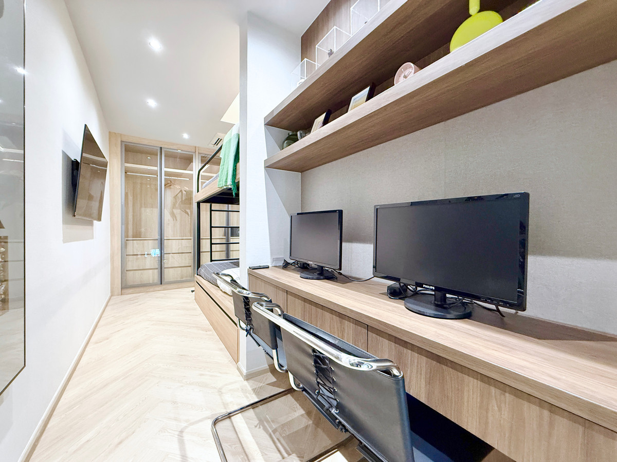 For SaleCondoRatchathewi,Phayathai : 🚀 CONNER Ratchathewi - 170 sq m. Duplex Penthouse* 3 bedrooms, 4 bathrooms, beautifully decorated 092-545-6151 (Tim)