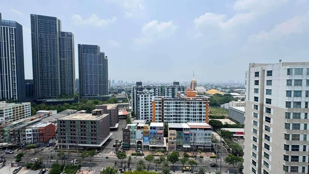 For SaleCondoOnnut, Udomsuk : Beautiful view, condo near BTS Punnawithi and Udomsuk.