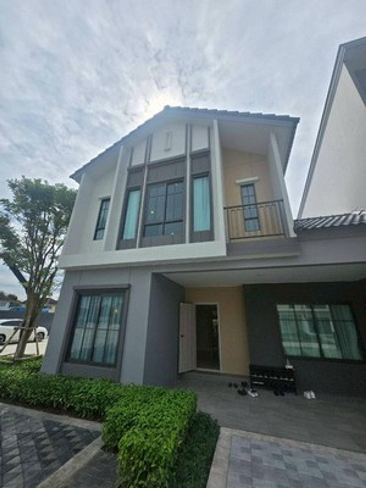 ขายทาวน์โฮมนวมินทร์ รามอินทรา : sss525 ขาย บ้านแฝด 2ชั้น เดอะ คอนเนค ปัญญา-รามอินทรา  The Connect Panya-Ramintra บ้านใหม่มือ1 ใกล้ Fashion Island