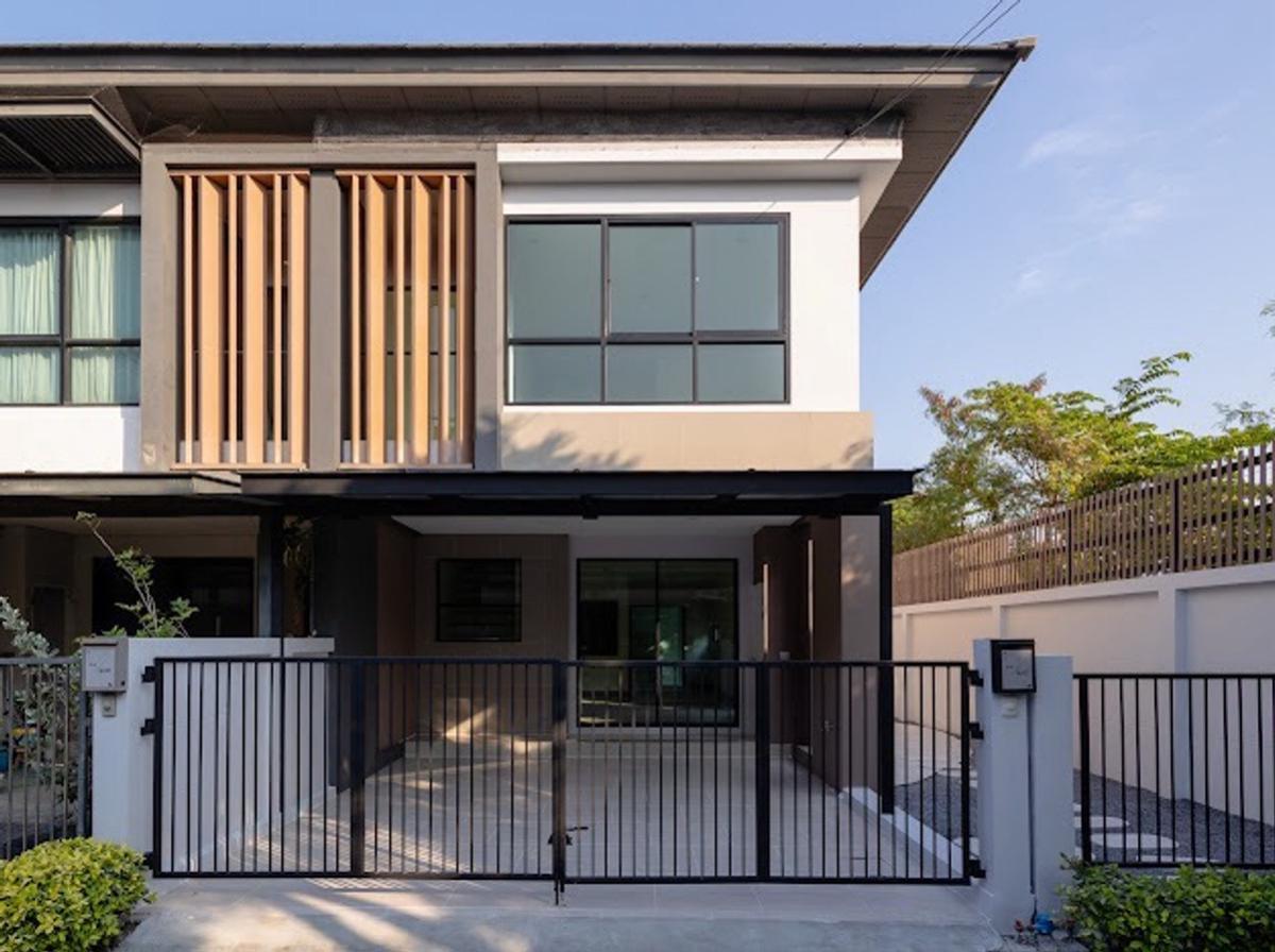 ขายทาวน์โฮมพัฒนาการ ศรีนครินทร์ : ขายทาวน์เฮ้าส์/ทาวน์โฮม  พรีเมี่ยม ไทม์โฮม สวนหลวง ร.9 MRT-สวนหลวง ร.9 (สายสีเหลือง) หนองบอน เขต ประเวศ กรุงเทพ CX-143573