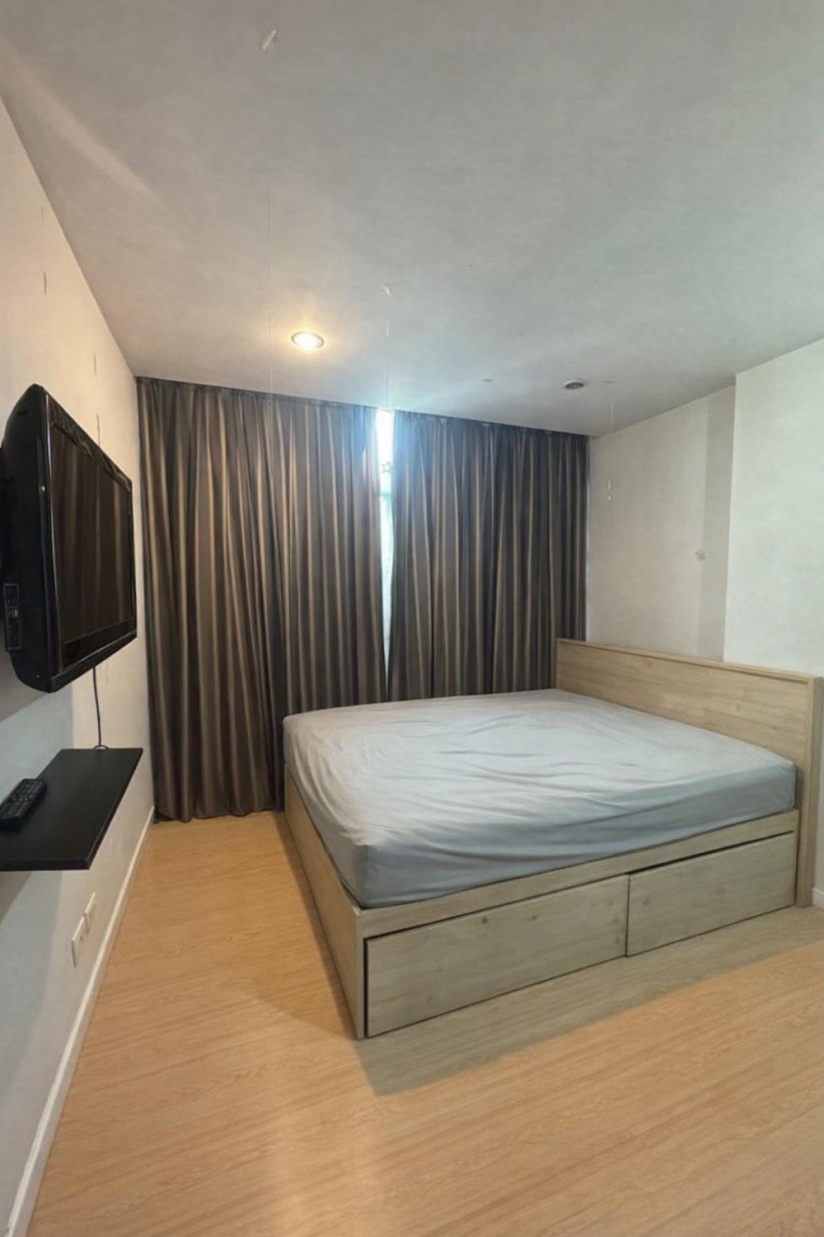 For SaleCondoRatchadapisek, Huaikwang, Suttisan : For Sale Condo , Zenith Place @ Huaykwang , MRT-Huai Khwang , Huai Khwang , Huai Khwang , Bangkok , CX-143203