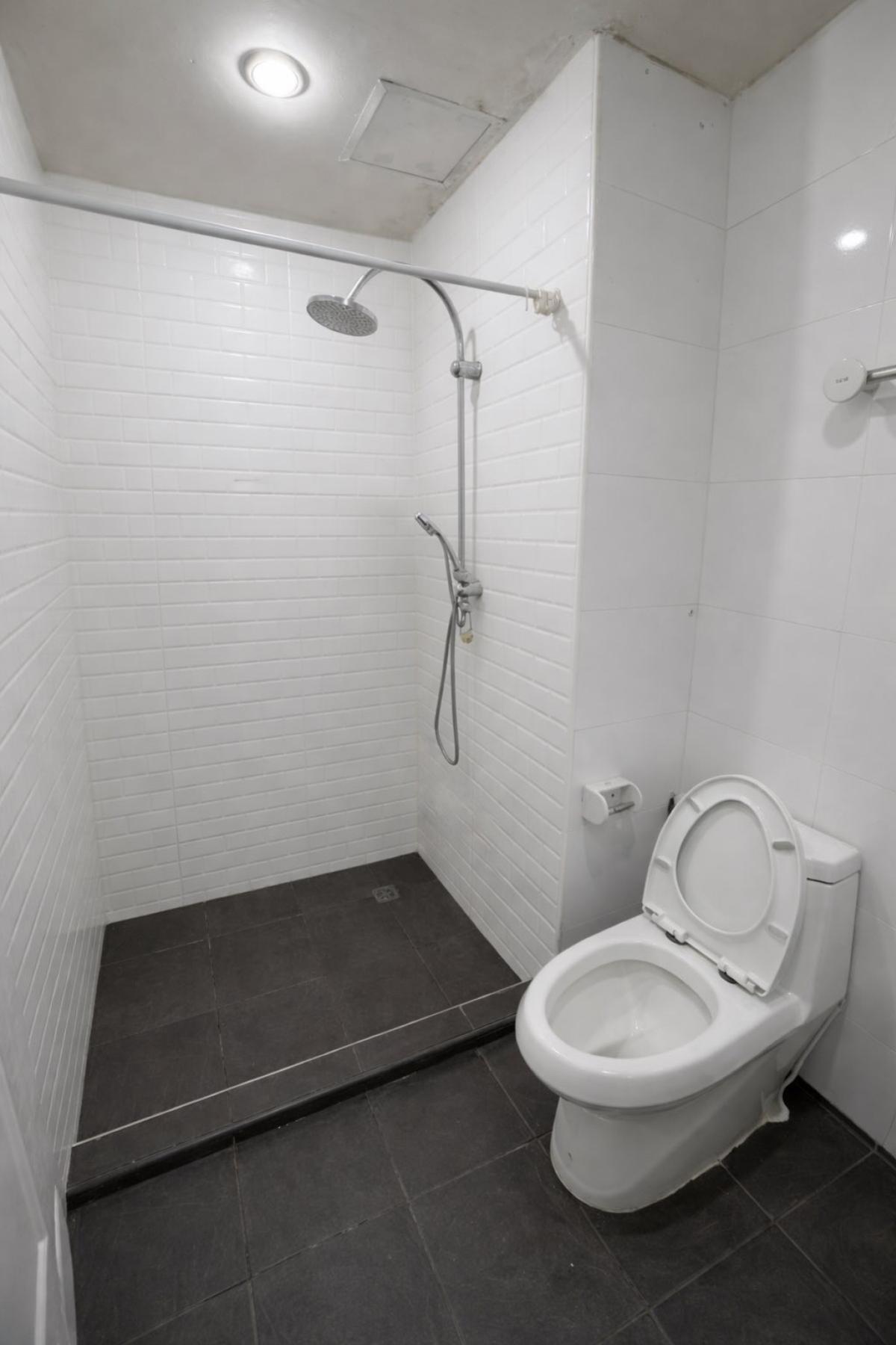 For SaleCondoRatchadapisek, Huaikwang, Suttisan : For Sale Condo , Zenith Place @ Huaykwang , MRT-Huai Khwang , Huai Khwang , Huai Khwang , Bangkok , CX-143203