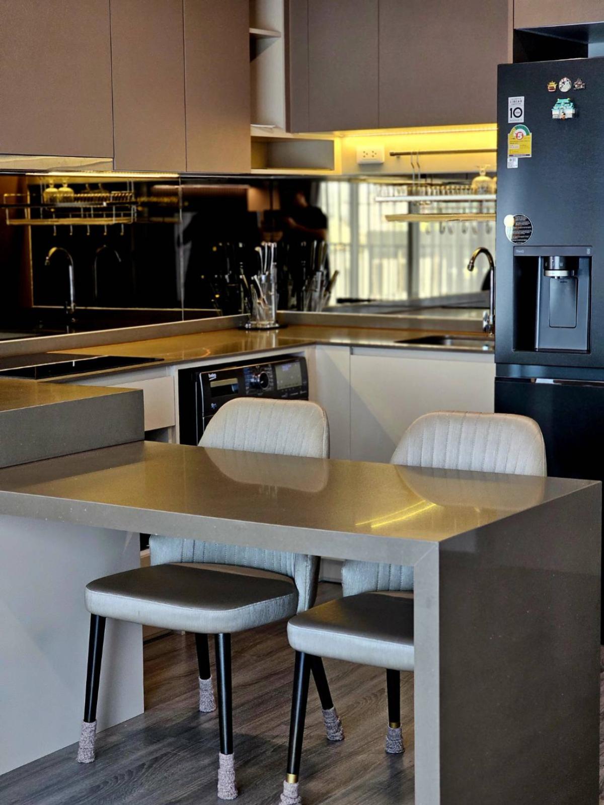 ขายคอนโดสยาม จุฬา สามย่าน : ขายคอนโด  ไอดีโอ จุฬา-สามย่าน ชั้นสูง MRT-สามย่าน สี่พระยา เขต บางรัก กรุงเทพ CX-122652