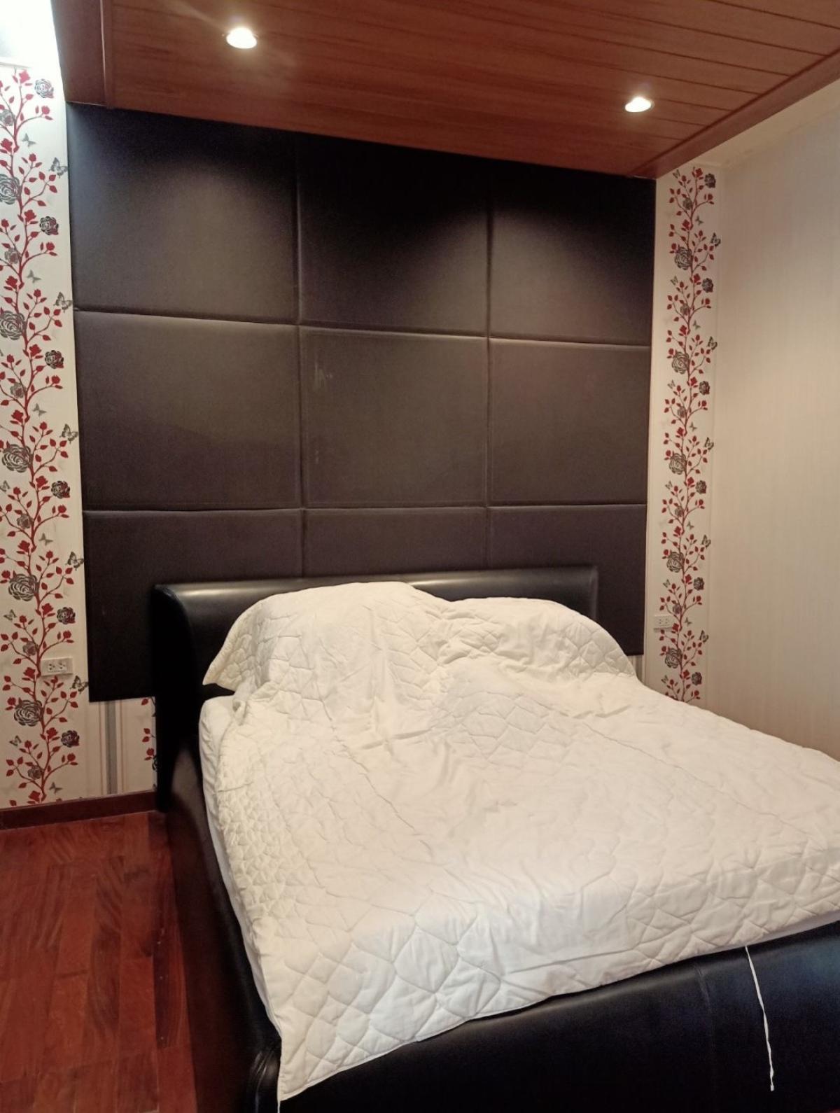 For SaleTownhomePattanakan, Srinakarin : For Sale Townhouse/Townhome  , Baan Klang Muang The Royal Monaco Srinakarin-Pattanakarn , corner unit , wide frontage , newly renovated , Suan Luang , Suan Luang , Bangkok , CX-143348