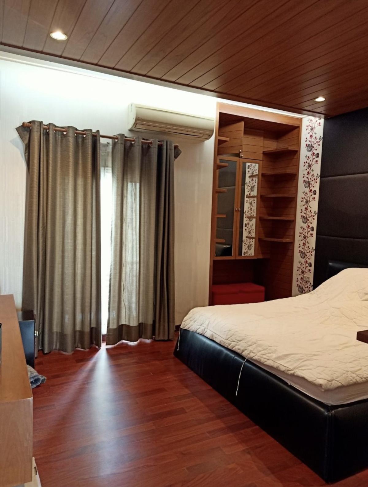 For SaleTownhomePattanakan, Srinakarin : For Sale Townhouse/Townhome  , Baan Klang Muang The Royal Monaco Srinakarin-Pattanakarn , corner unit , wide frontage , newly renovated , Suan Luang , Suan Luang , Bangkok , CX-143348