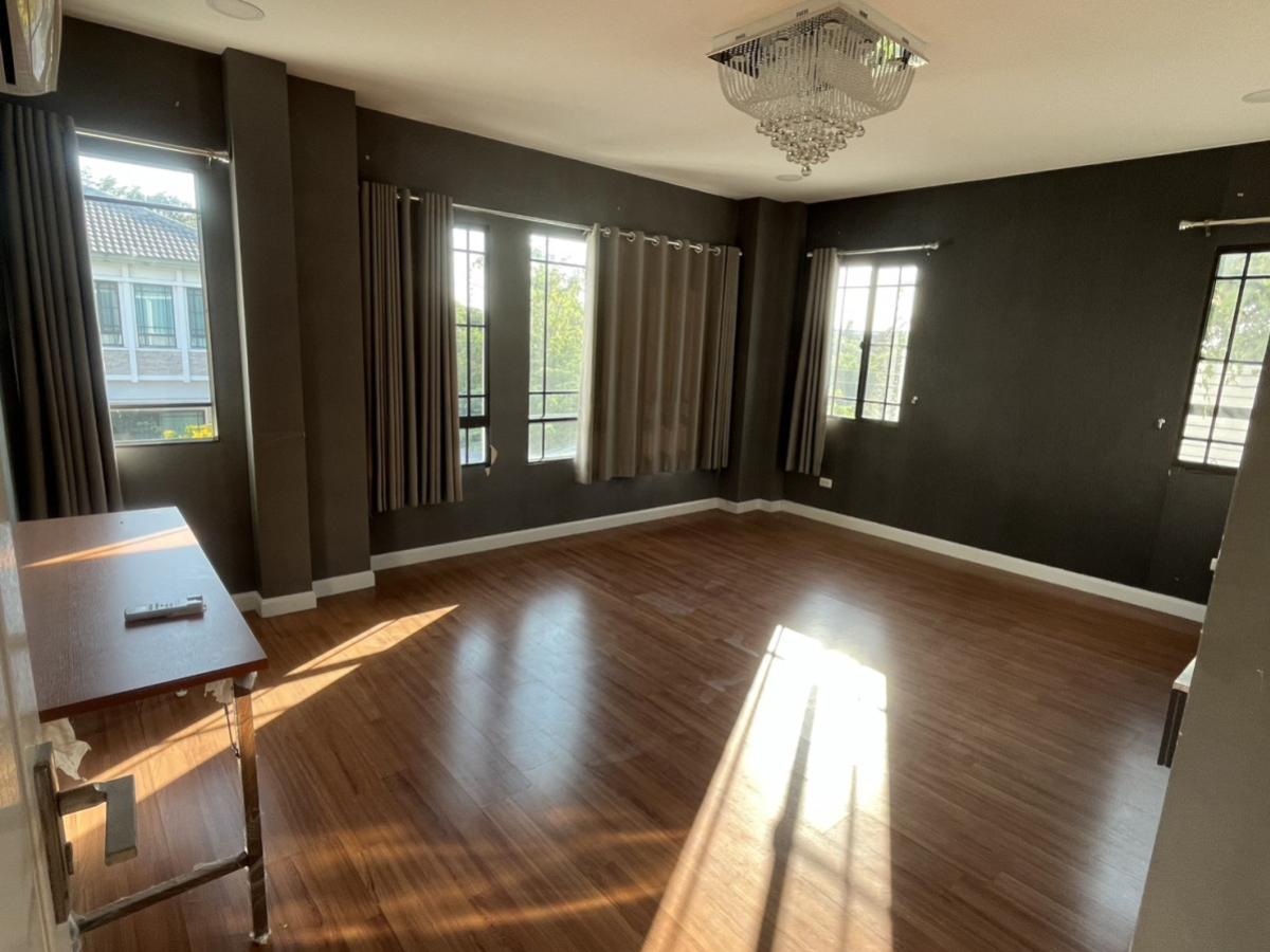 For SaleHouseNawamin, Ramindra : For Sale House , Mantana Lake Watcharapol , corner unit , wide frontage , newly renovated , O Ngoen , Khlong Sam Wa , Bangkok , CX-143233