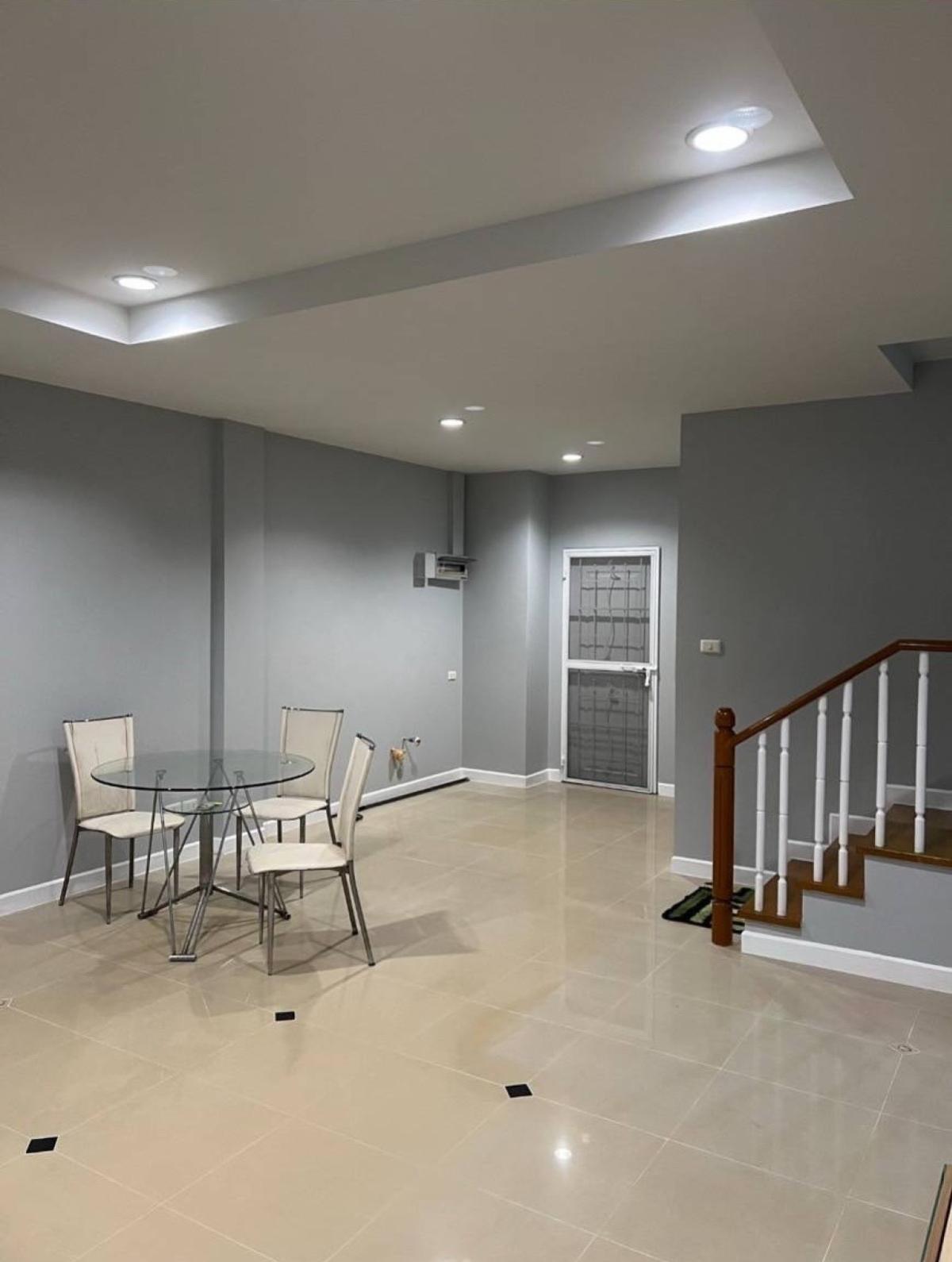 For SaleTownhomePattanakan, Srinakarin : For Sale Townhouse/Townhome  , Baan Klang Muang The Royal Monaco Srinakarin-Pattanakarn , newly renovated , Suan Luang , Suan Luang , Bangkok , CX-143072