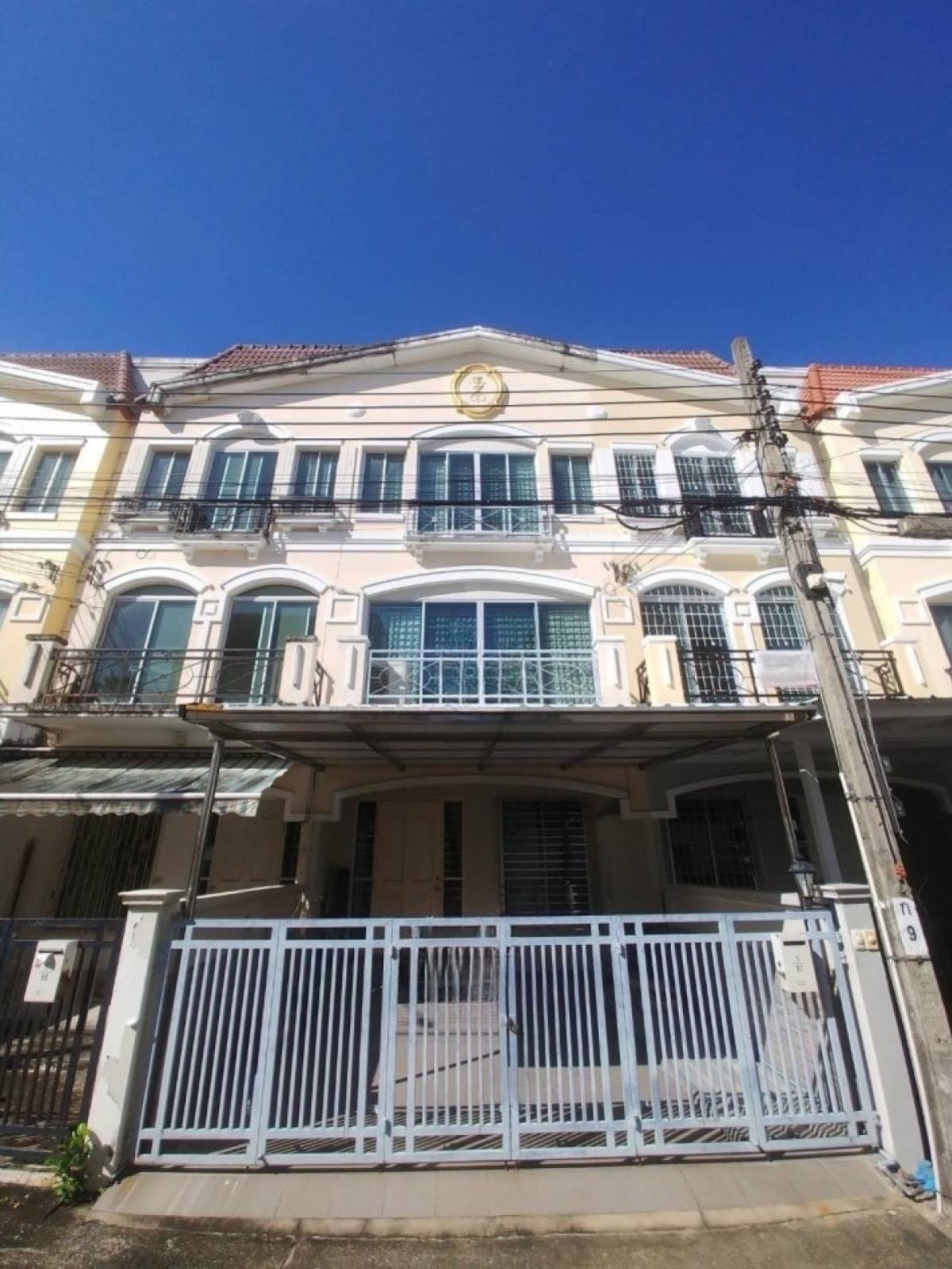 For SaleTownhomePattanakan, Srinakarin : For Sale Townhouse/Townhome  , Baan Klang Muang The Royal Monaco Srinakarin-Pattanakarn , newly renovated , Suan Luang , Suan Luang , Bangkok , CX-143070