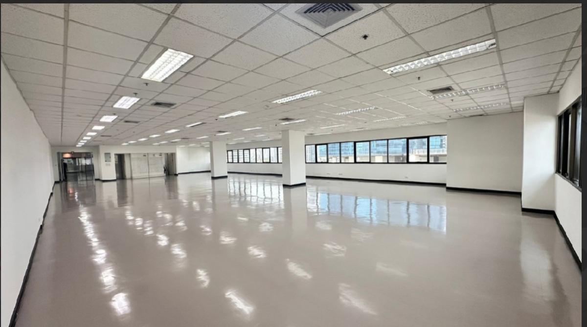 ขายอาคารพาณิชย์สุขุมวิท อโศก ทองหล่อ : ขายอาคารพาณิชย์ อาคารสรชัย สุขุมวิท BTS-เอกมัย คลองตันเหนือ เขต วัฒนา กรุงเทพ CX-142881