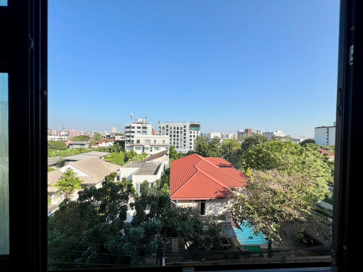 For SaleCondoRatchadapisek, Huaikwang, Suttisan : Cheapest sale in the building! Condo 77.7 sq m., corner room, 2 bedrooms, 2 bathrooms, near MRT Lat Phrao, this price cant be found!!