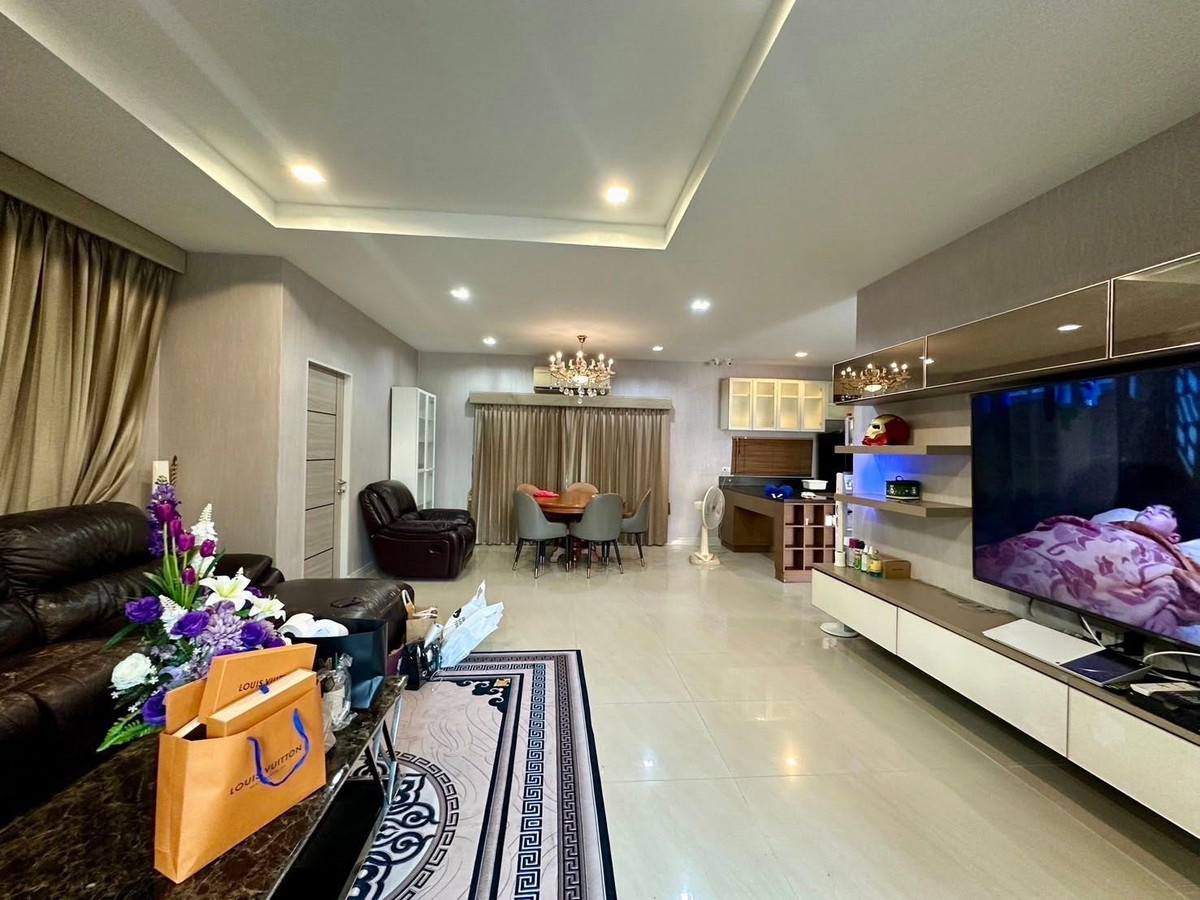 For SaleHousePinklao, Charansanitwong : Setthasiri Ratchaphruek - Charan Sai 1 / 4 Bedrooms (FOR SALE) BALL248