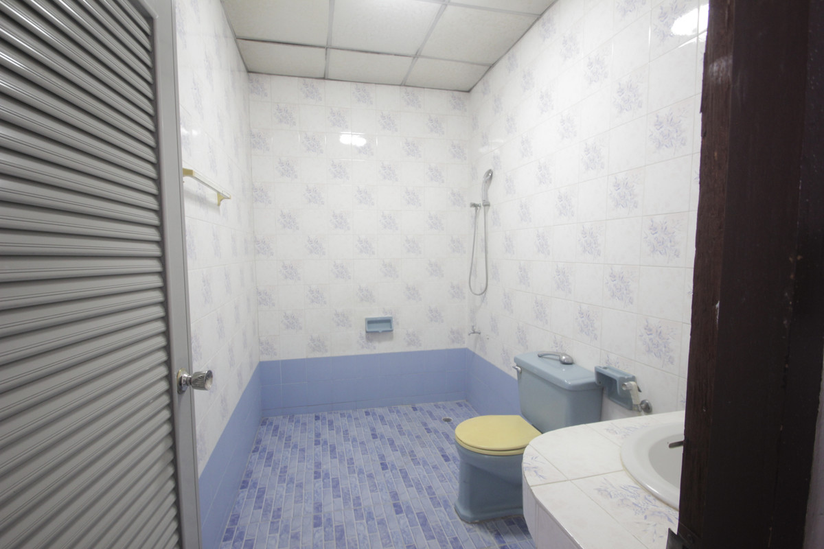 ขายทาวน์โฮมปิ่นเกล้า จรัญสนิทวงศ์ : ทาวน์เฮ้าส์จรัญสนิทวงศ์5 หมู่บ้านพาราไดซ์วิลล่า ใกล้รถไฟฟ้าท่าพระ BTSจรัญ13 เดอะมอลล์ท่าพระ บ้านพร้อมอยู่ ตกแต่งแล้ว 3ชั้น 27วา เฟอร์บิวท์อิน เดินทางสะดวก ราคาเจรจาได้