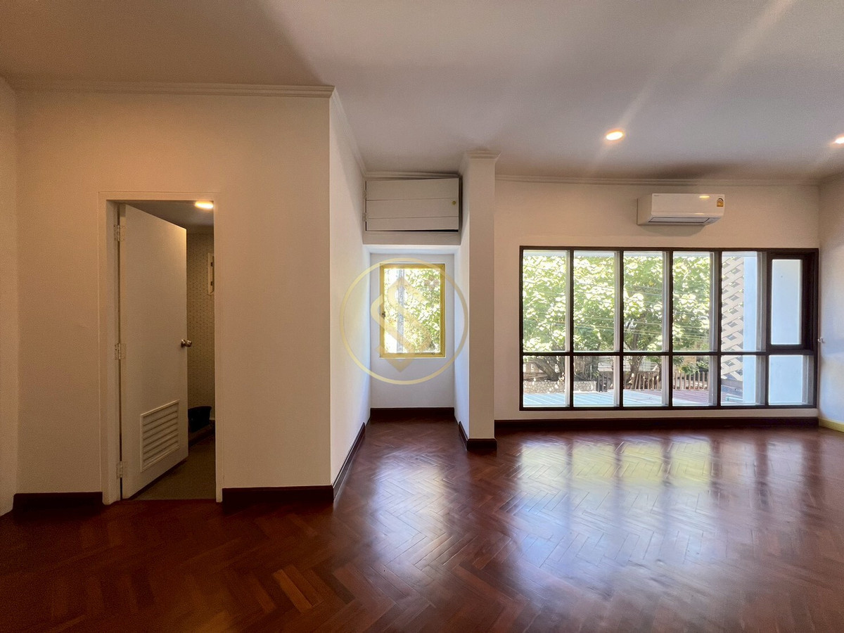 ให้เช่าทาวน์โฮมอารีย์ อนุสาวรีย์ : ให้เช่าด่วน บ้านทาวน์โฮมสวย 3 ชั้น สภาพดีพร้อมเข้าอยู่ ใจกลางอารีย์ ในซอยอารีย์สัมพันธ์ 1 ใกล้ BTS อารีย์