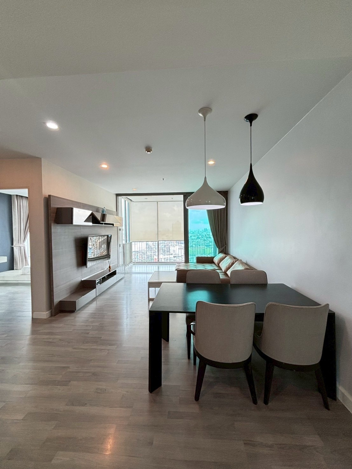 For SaleCondoWongwianyai, Charoennakor : The Room BTS Wongwianyai / 2 (FOR SALE), The Room BTS Wongwianyai / 2 bedrooms (for sale) PT006