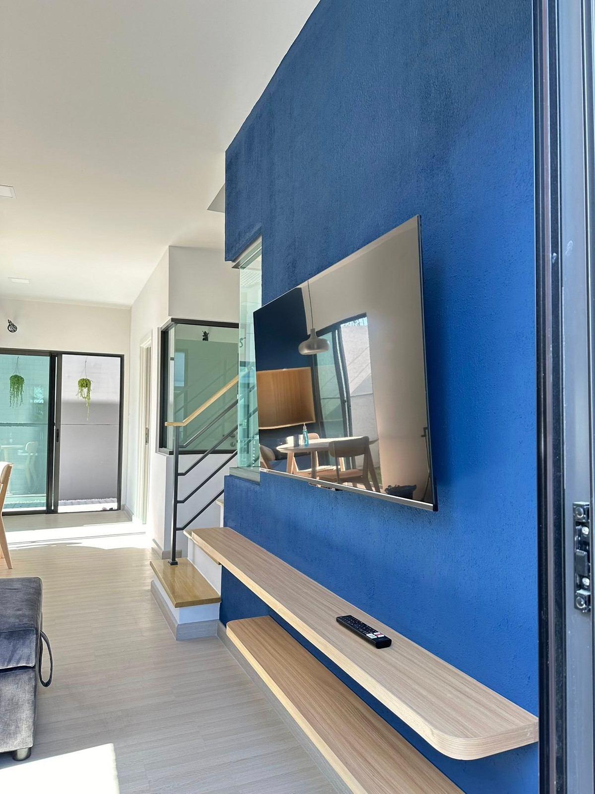 ให้เช่าบ้านปทุมธานี รังสิต ธรรมศาสตร์ : ทาวน์โฮม 3ห้องนอน เฟอร์นิเจอร์ครบ ใกล้ตัวเมืองปทุม เฟอร์นิเจอร์ครบ