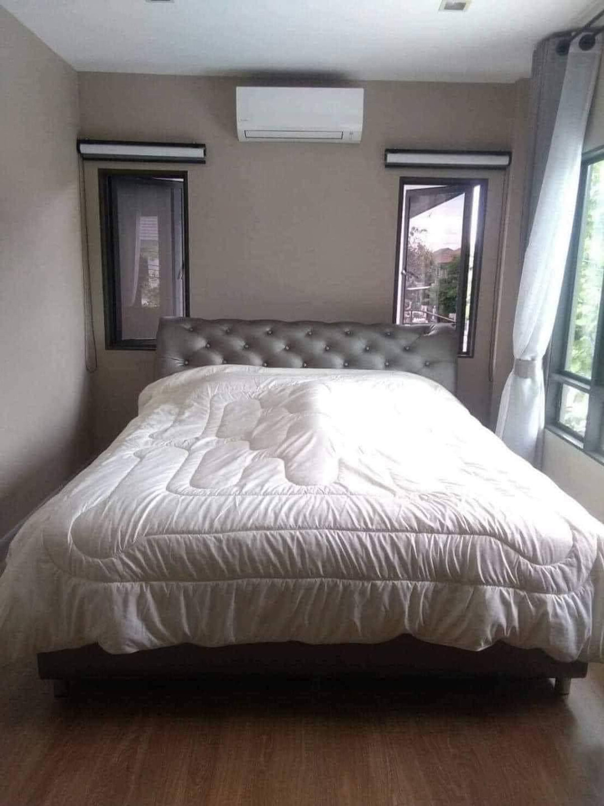 ขายบ้านพระราม 9 เพชรบุรีตัดใหม่ RCA : 💛ขายด่วน ‼️เจ้าของปรับลดราคาขาย บ้านหรูตกแต่งพร้อมอยู่ ไลฟ์บางกอกบูเลอวาร์ด วงแหวน- พระราม9 