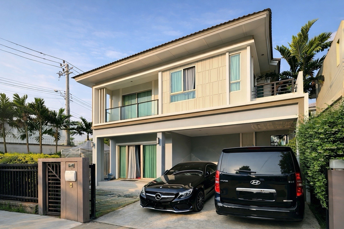 For SaleHousePattanakan, Srinakarin : For sale 📍The PLANT ESTIQUE Phatthanakan 38, private corner house, ready to move in, good condition, only 9.9 million.