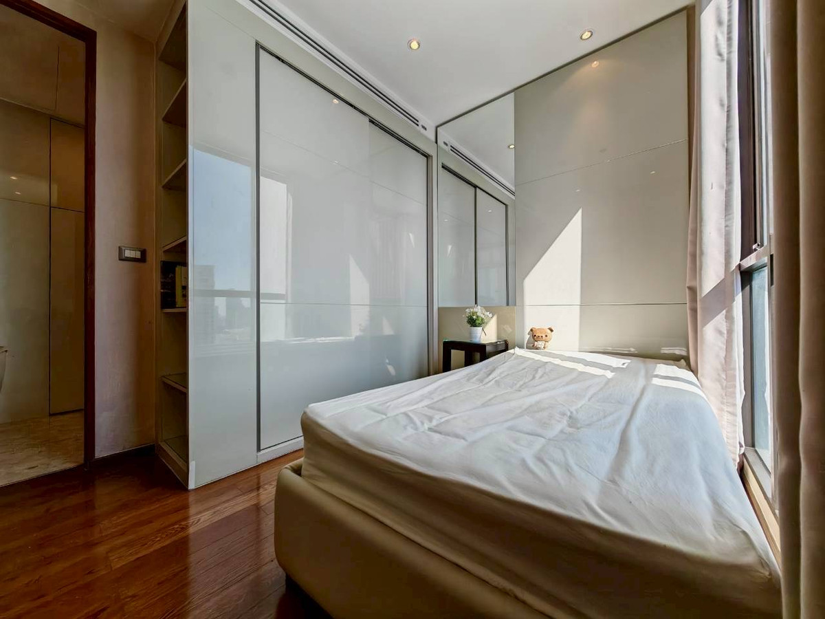 For RentCondoSukhumvit, Asoke, Thonglor : Condo for RENT The Address Sukhumvit 28, spacious room 70 sq m., 2 bedrooms, 2 bathrooms, ready to move in @ 51,000 baht, urgent call 096-2615656, spacious room 70 sq m., 2 bedrooms, 2 bathrooms, fully furnished, ready to move in Location : Promphong , Th