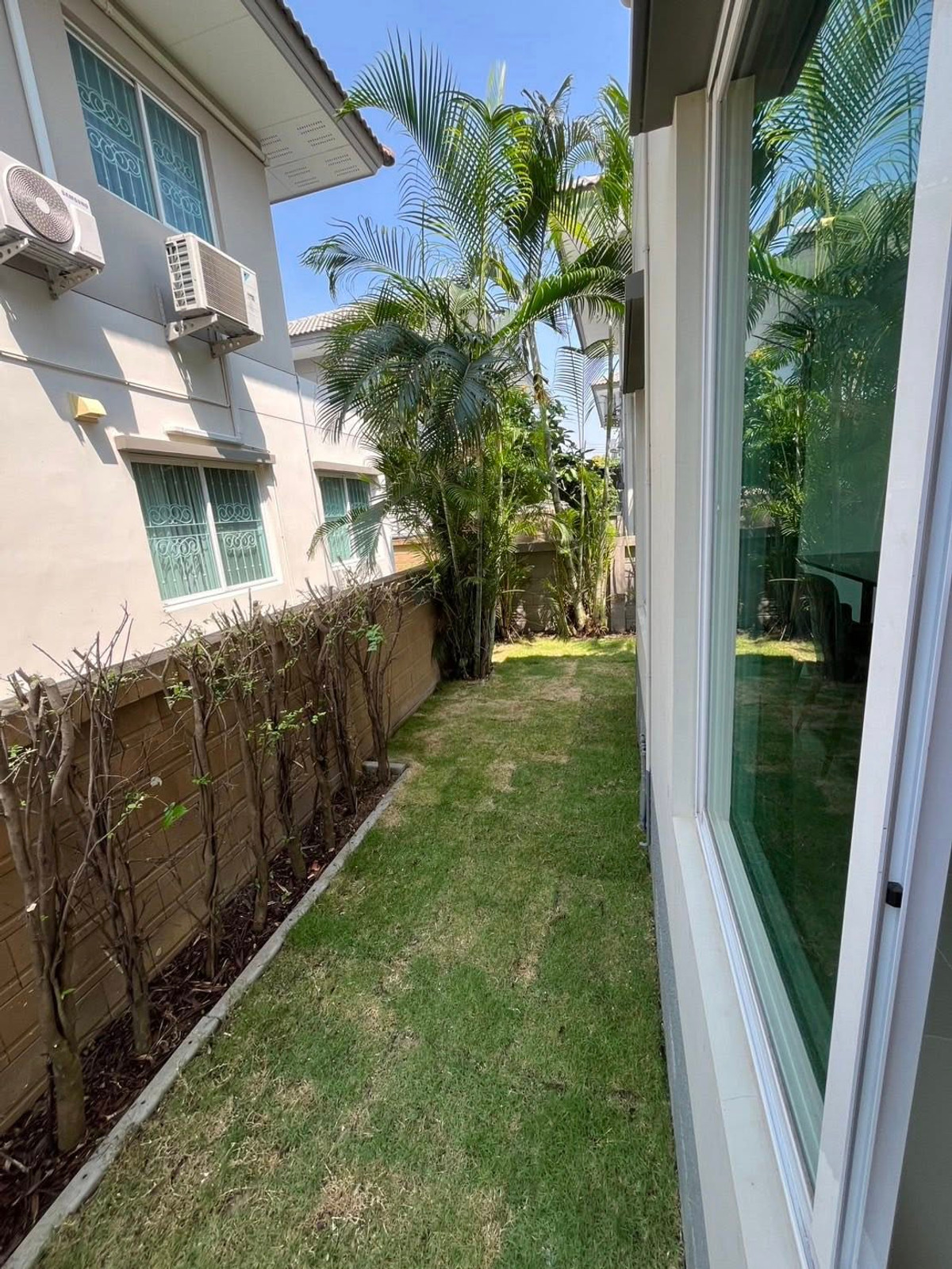 For RentHouseNonthaburi, Bang Yai, Bangbuathong : house near DBS and SISB International Schools, 10mins drive to Bang Bua Thong interchange.