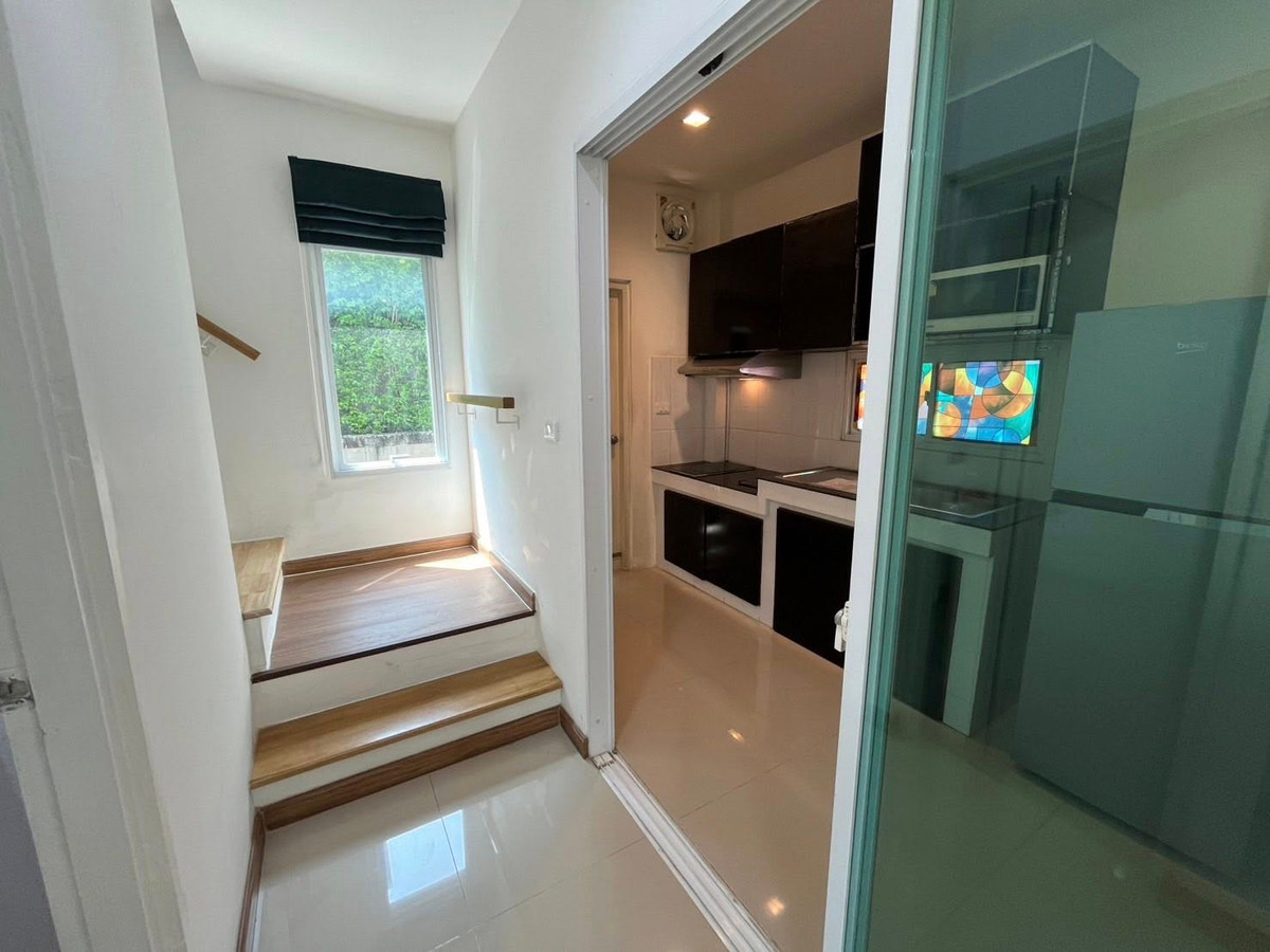 For RentHouseNonthaburi, Bang Yai, Bangbuathong : house near DBS and SISB International Schools, 10mins drive to Bang Bua Thong interchange.