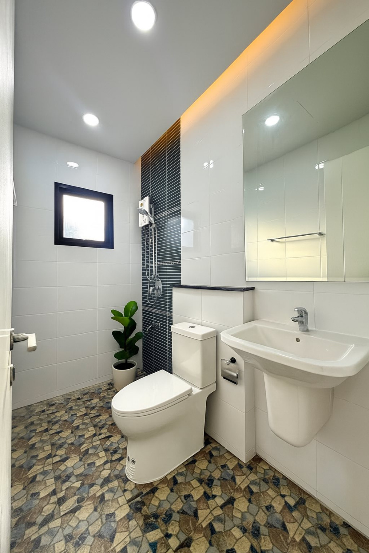 For SaleHousePhutthamonthon, Salaya : Zerene Petchkasem - Phutthamonthon Sai 3 / 4 Bedrooms (FOR SALE) BALL247