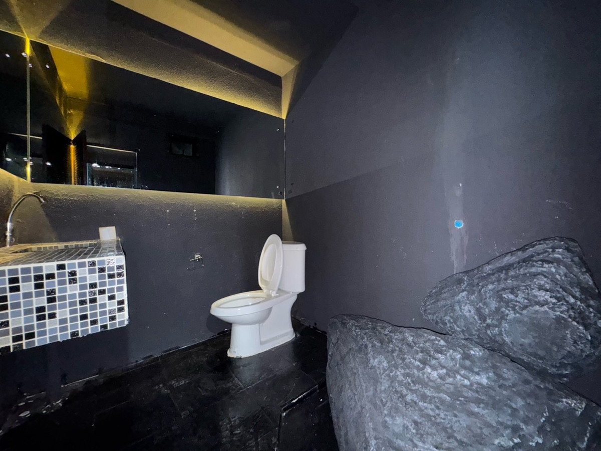 ให้เช่าอาคารพาณิชย์สุขุมวิท อโศก ทองหล่อ : ให้เช่า อาคารพาณิชย์ สุขุมวิท 26 พร้อมพงษ์ ใกล้ Emporium และ K Village รับพิจารณาทุกธุรกิจ ที่จอดรถ 2 คัน ทำเลซอยย่อย (ไม่ใช่ซอยหลัก)