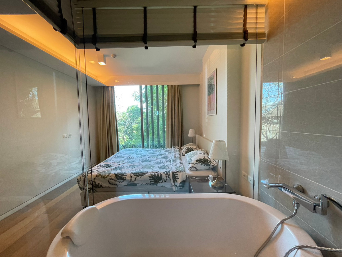 For SaleCondoSukhumvit, Asoke, Thonglor : For sale siamese 39 conner unit 2 bedroom east facing with balcony price 7.5 mb only