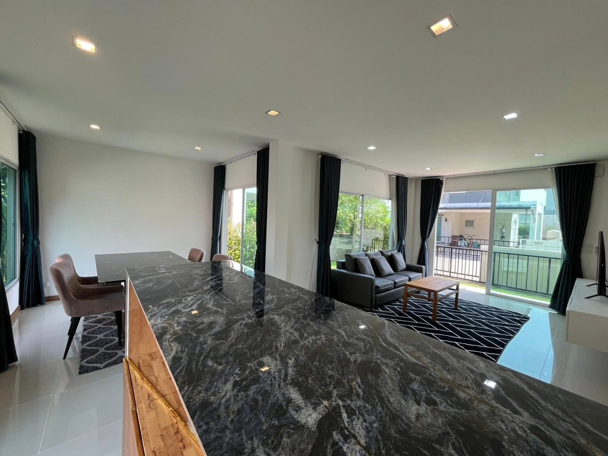 For RentHouseNonthaburi, Bang Yai, Bangbuathong : house near DBS and SISB International Schools, 10mins drive to Bang Bua Thong interchange.