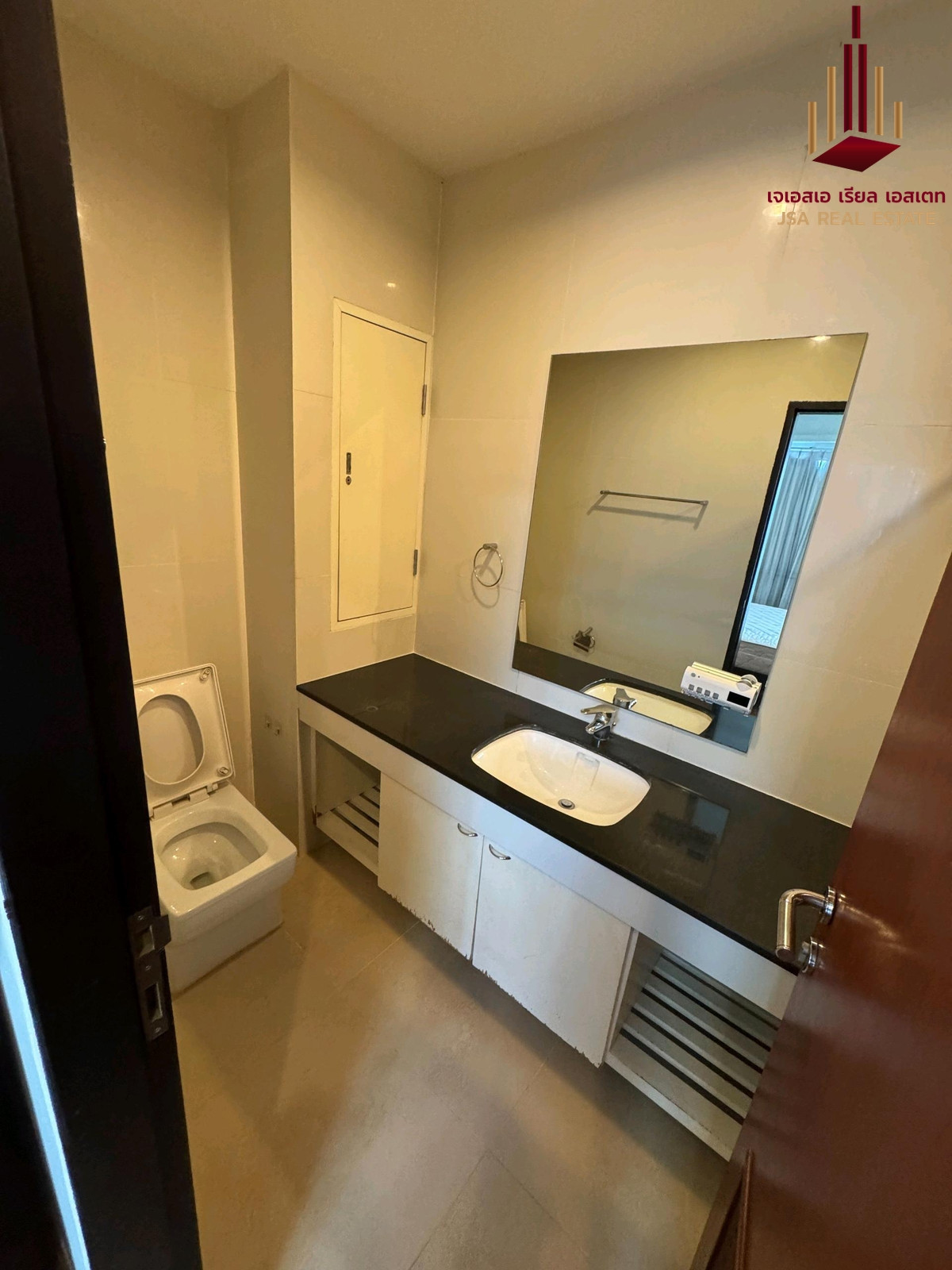 For SaleCondoRamkhamhaeng, Hua Mak : ✨ For Sale: The Wellington Condominium Condo ✨ 💰 Only 4,600,000 THB