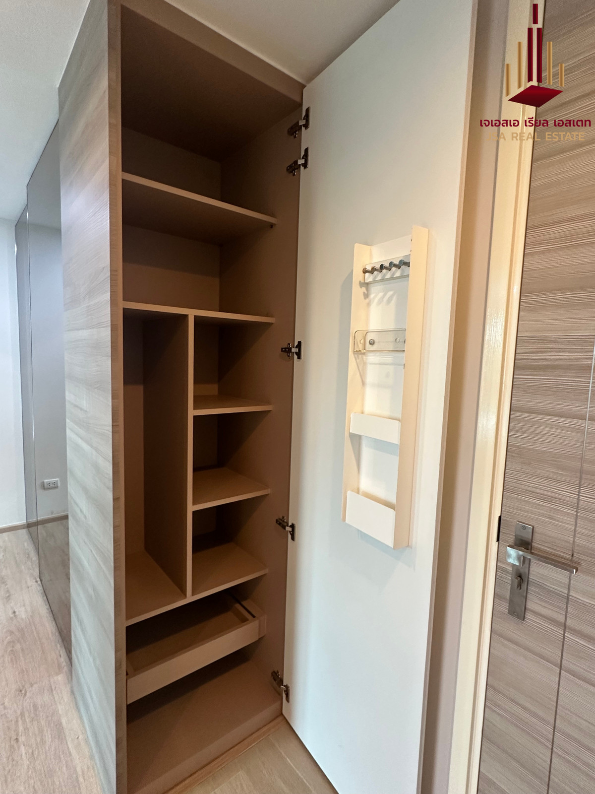 For SaleCondoSukhumvit, Asoke, Thonglor : ✨ For Sale: The room sukhumvit 21 Condo ✨ 💰 Only 6,190,000 THB