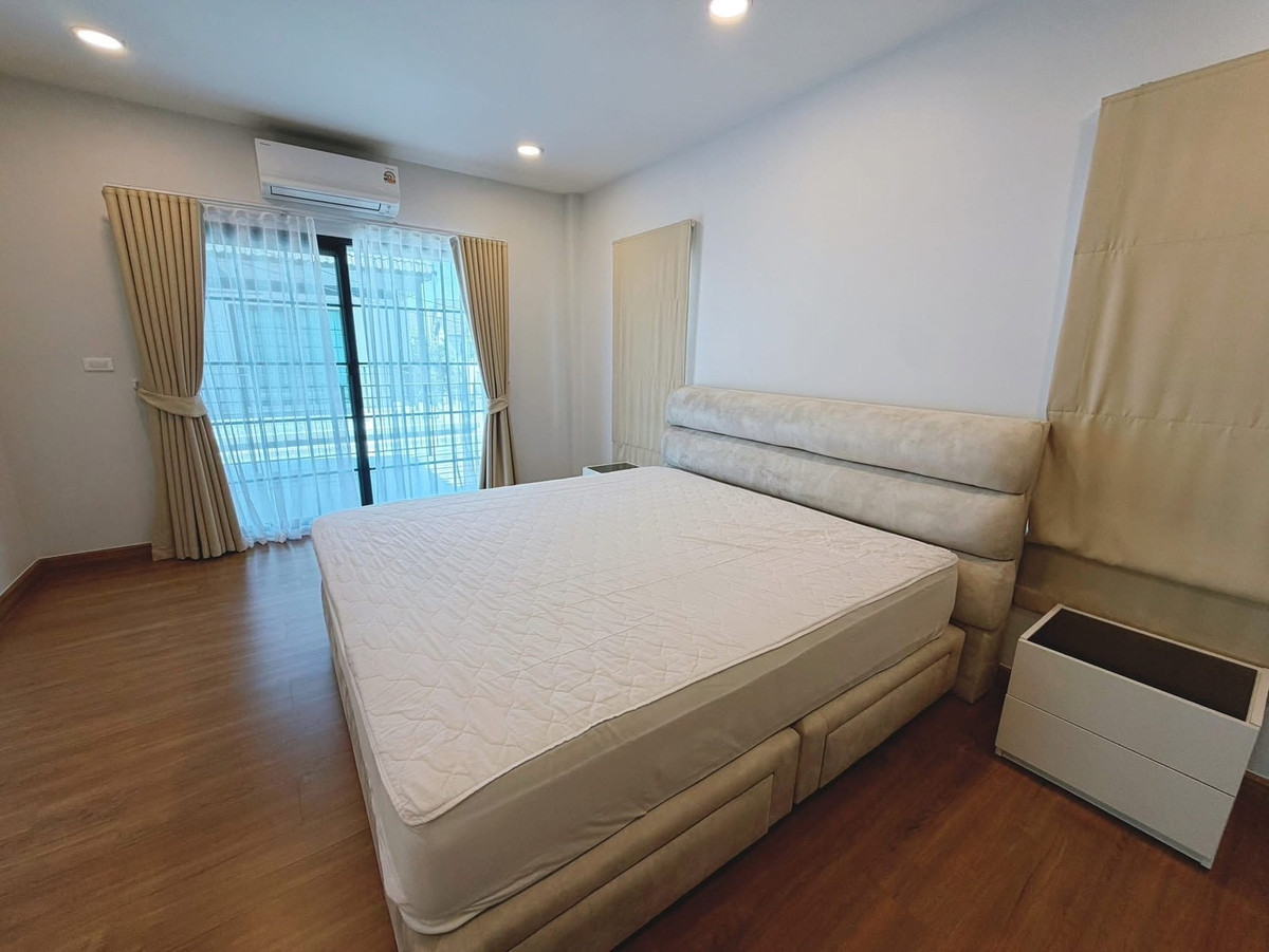 For RentHouseBangna, Bearing, Lasalle : ✨🏡 English style detached house, Centro Bangna (Phase 2), large house at the beginning of the alley. Never rented out