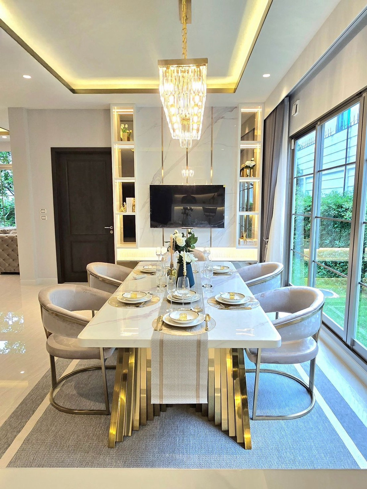 HouseRathburana, Suksawat : 🌟 [For Sale/Rent] Experience superiority in a potential location. Beautiful like a model home Luxurious home decorated with premium throughout. Just carry your bags and move in immediately ✨