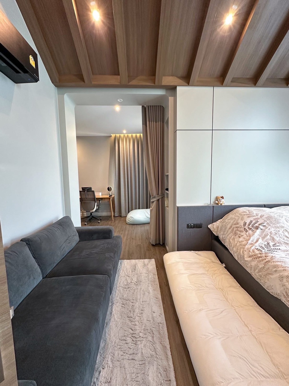 HouseRama5, Ratchapruek, Bangkruai : ✨🏡[For sale & rent] Large detached house, corner plot. Beautifully decorated in modern style. Convenient entry to the city, land area 100 sq m.