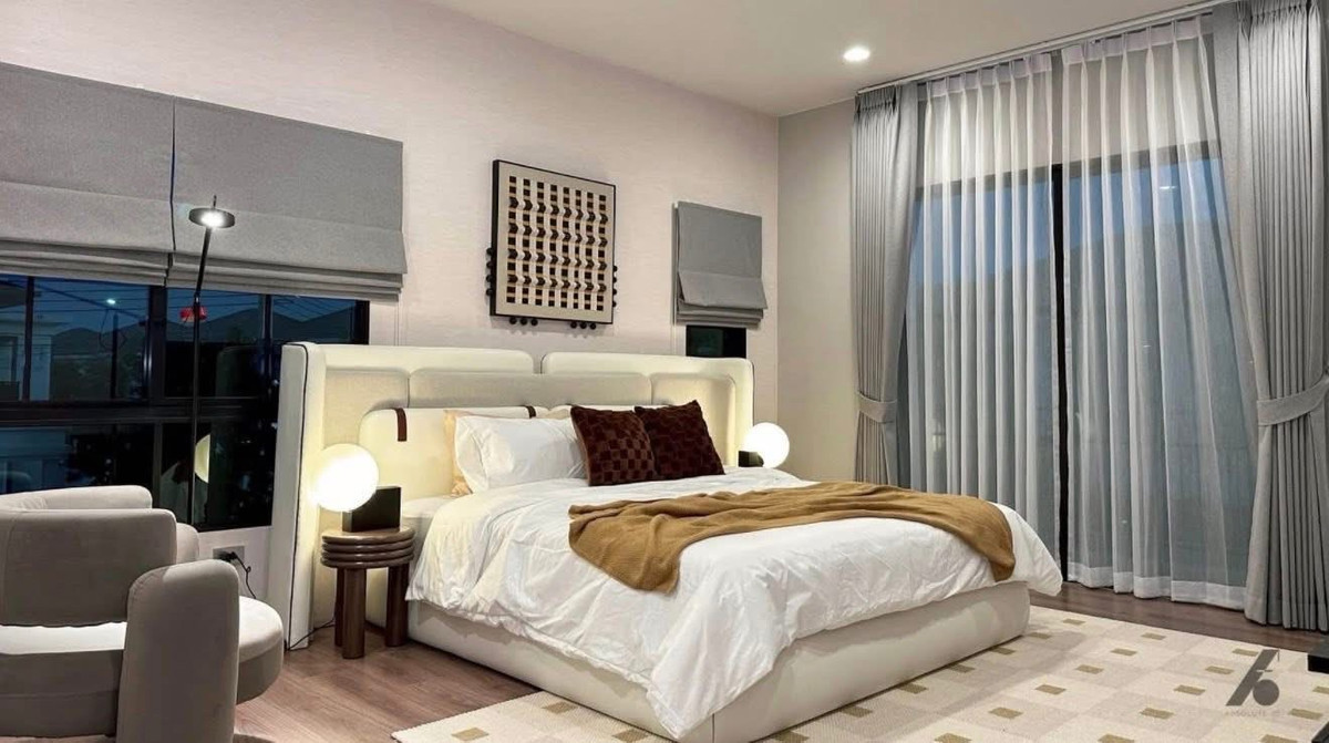 For RentHouseLadkrabang, Suwannaphum Airport : 𝙁𝙤𝙧 𝙧𝙚𝙣𝙩 House for rent near Suvarnabhumi Airport. Perfectly decorated  Complete with electrical appliances Just bring your bags and move in!