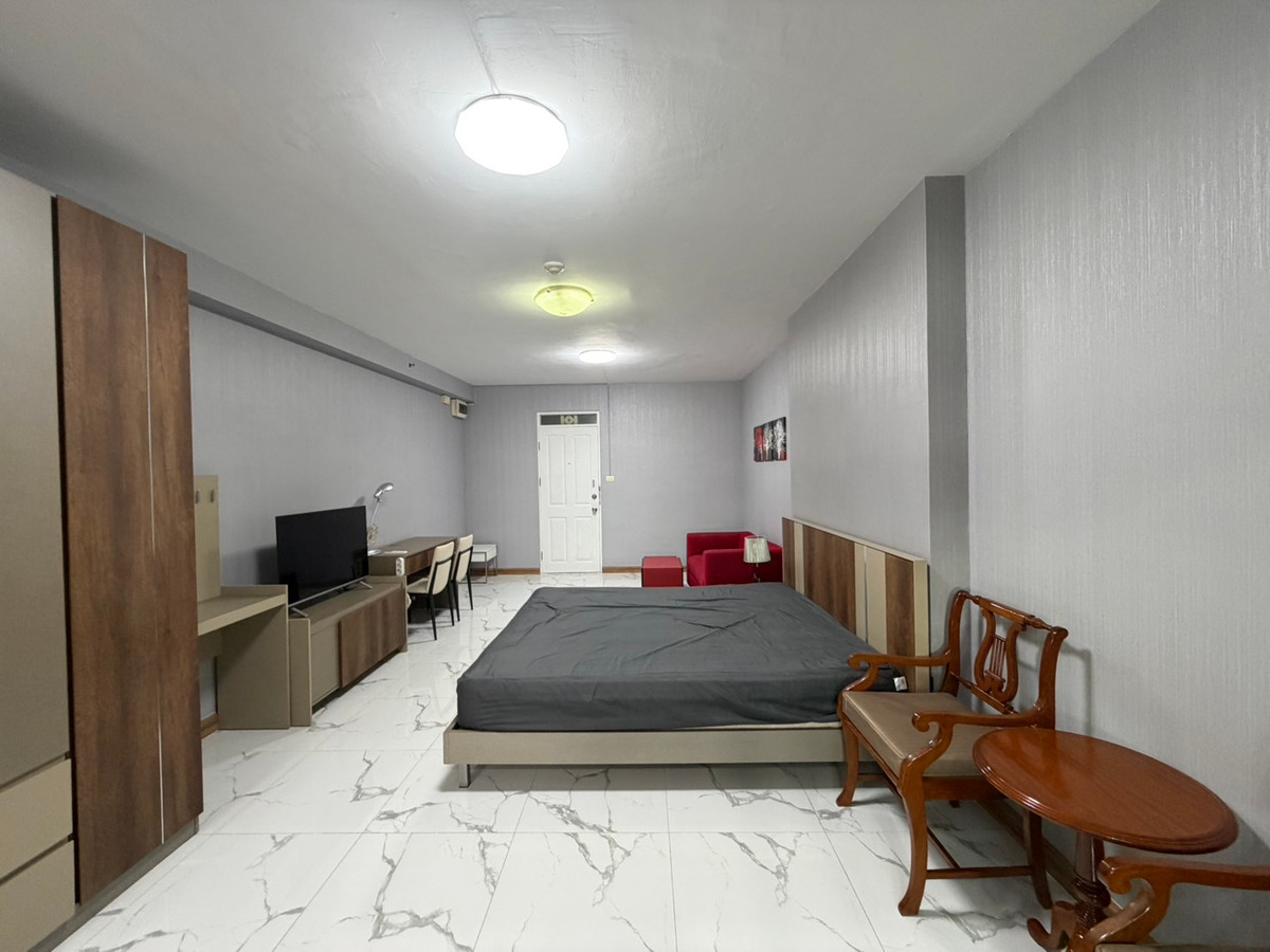 For RentCondoPattanakan, Srinakarin : Condo for rent, Supalai Park Srinakarin, beautiful room, decorated, fully furnished, ready to move in.