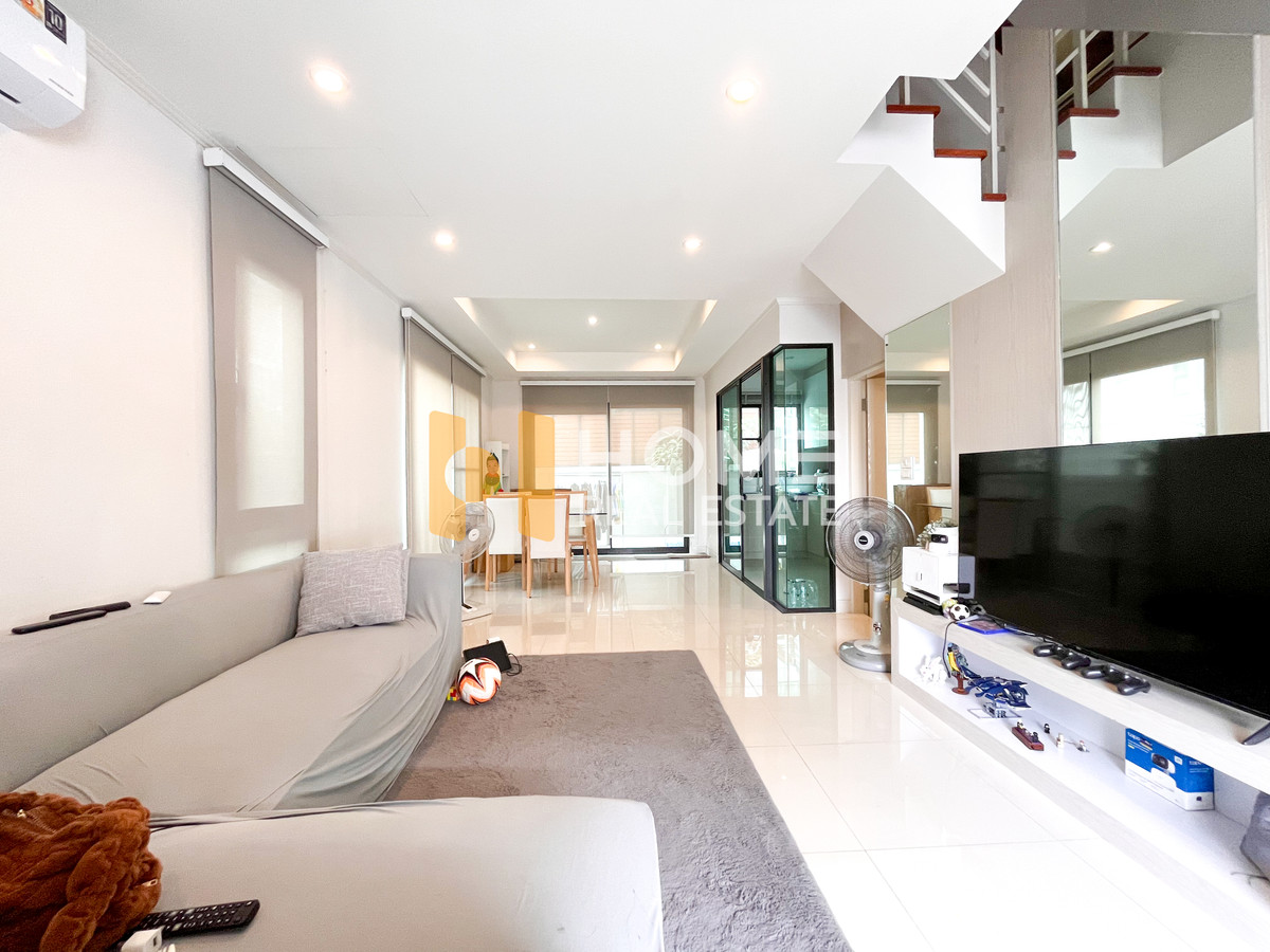 For SaleTownhomeBangna, Bearing, Lasalle : Supalai Urbana Bangna - Wongwaen / 3 Bedrooms (For Sale), Supalai Urbana Bangna - Wongwaen / 3 Bedrooms (FOR SALE) POON096