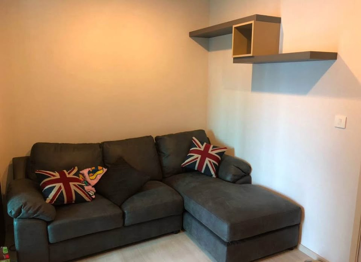 For RentCondoPinklao, Charansanitwong : 🔥 For rent Life Pinklao (Life Pinklao) 🔥 📍 Next to MRT Bang Yi Khan 🚆 Convenient travel
