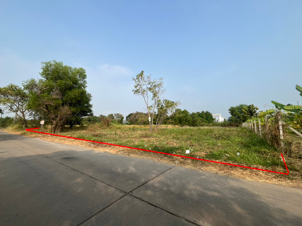 ขายที่ดินปทุมธานี รังสิต ธรรมศาสตร์ : ขายที่ดินถมแล้ว 1-2-19 ไร่ โครงการเวิลด์คลับแลนด์ ถนนคลองหลวง ต.คลองสาม อ.คลองหลวง ปทุมธานี ราคา 9,285,000 บาท