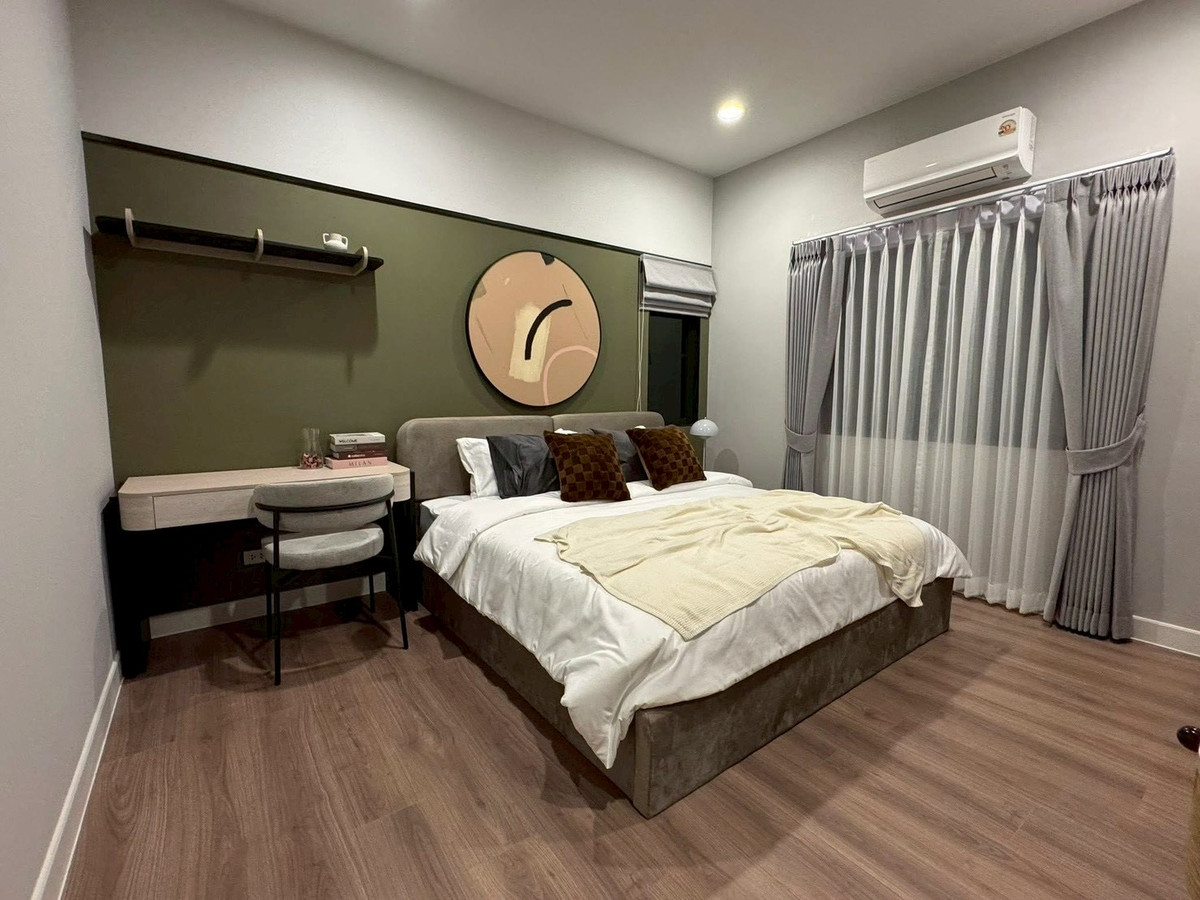 For RentHouseLadkrabang, Suwannaphum Airport : 𝙁𝙤𝙧 𝙧𝙚𝙣𝙩 House for rent near Suvarnabhumi Airport. Perfectly decorated  Complete with electrical appliances Just bring your bags and move in!