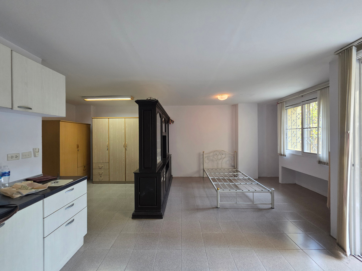 ขายคอนโดบางนา แบริ่ง ลาซาล : K-6717  ขายด่วน ! คอนโด Parkland บางนา พร้อมอยู่ ห้องมุม ชั้น 1 ตึกด้านหน้า ใกล้ 7-11