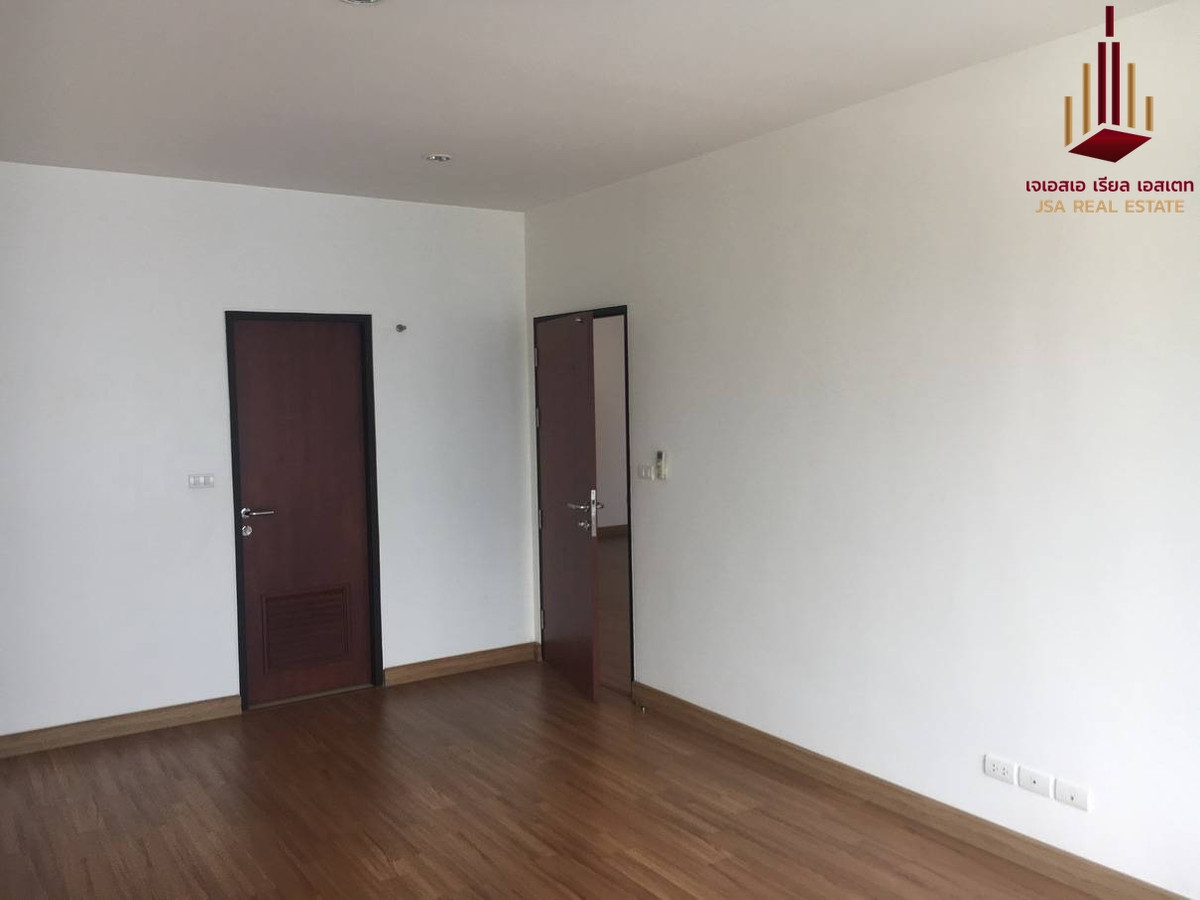 For SaleCondoRamkhamhaeng, Hua Mak : ✨ For Sale: The Wellington Condominium Condo ✨ 💰 Only 3,800,000 THB