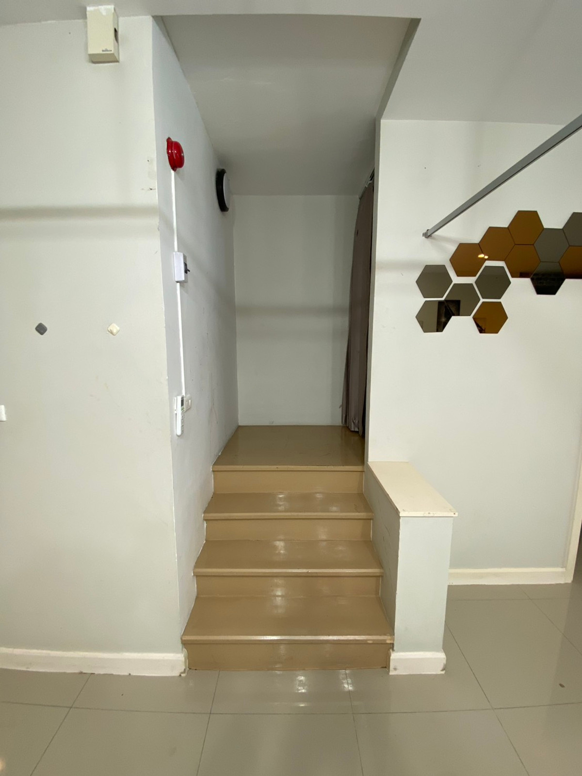 ขายทาวน์โฮมมีนบุรี-ร่มเกล้า : นลิน แกรนด์ อเวนิว วงแหวน - พระราม 9 / 3 ห้องนอน (ขาย), Nalin Grand Avenue Wongwean - Rama 9 / 3 Bedrooms (FOR SALE) AA606