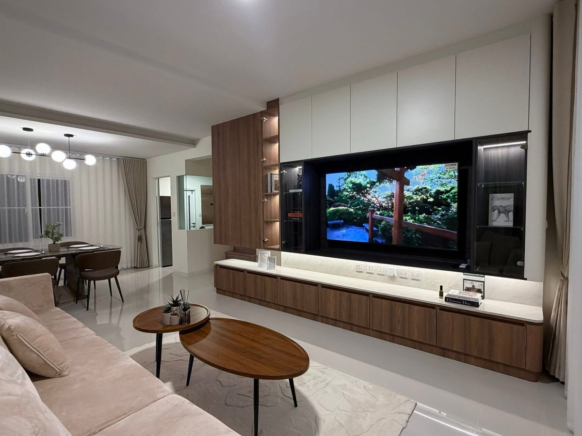 For RentHouseBangna, Bearing, Lasalle : Villaggio 3 Srinakarin-Bangna Fully furnished (4Bed 3Bath) Rent 85,000/month▫️Line: @sanhaproperty📲092-6242892 Code:SHW071