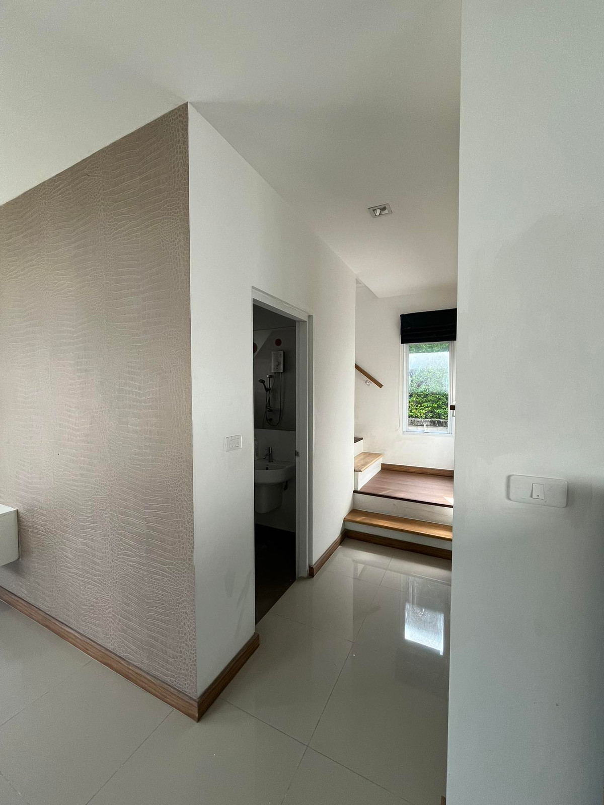 For RentHouseNonthaburi, Bang Yai, Bangbuathong : house near DBS and SISB International Schools, 10mins drive to Bang Bua Thong interchange.